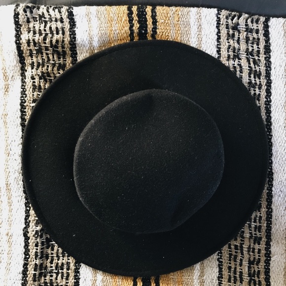 Black boat hat - Picture 2 of 2